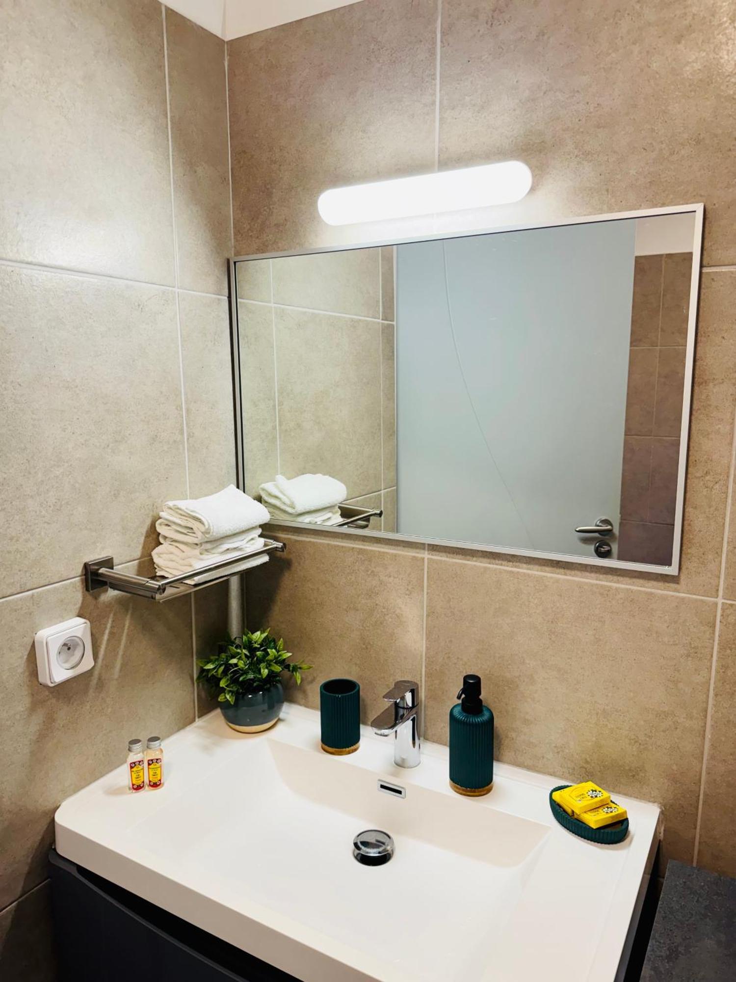 פאפיט Tehautahi Cozy Lodge 1 מראה חיצוני תמונה