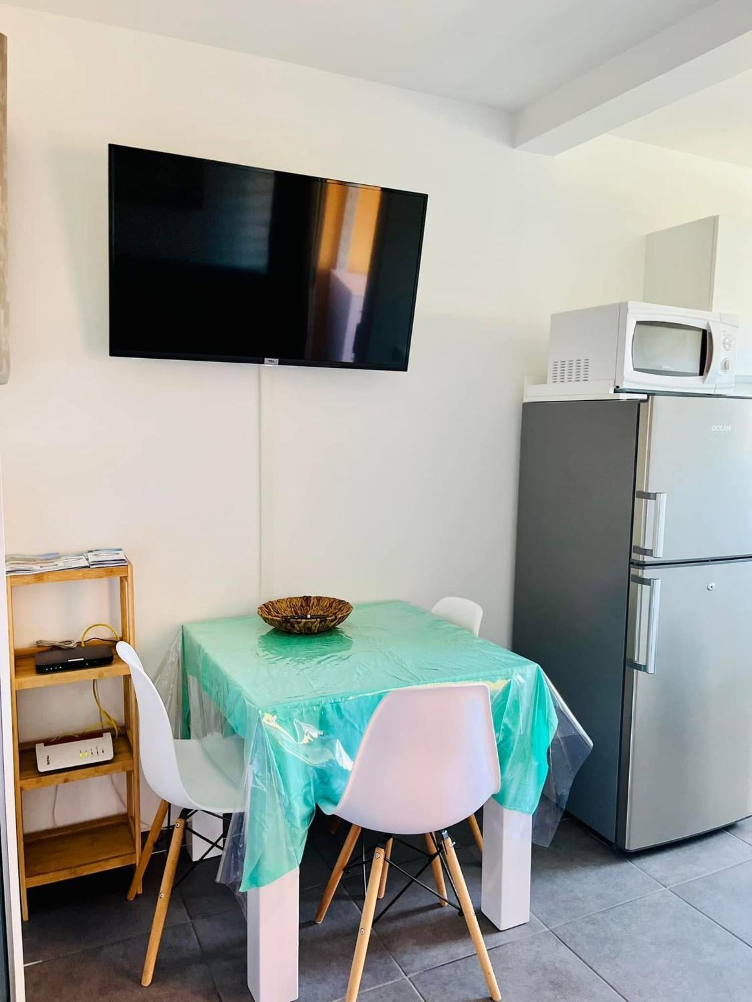 פאפיט Tehautahi Cozy Lodge 1 מראה חיצוני תמונה