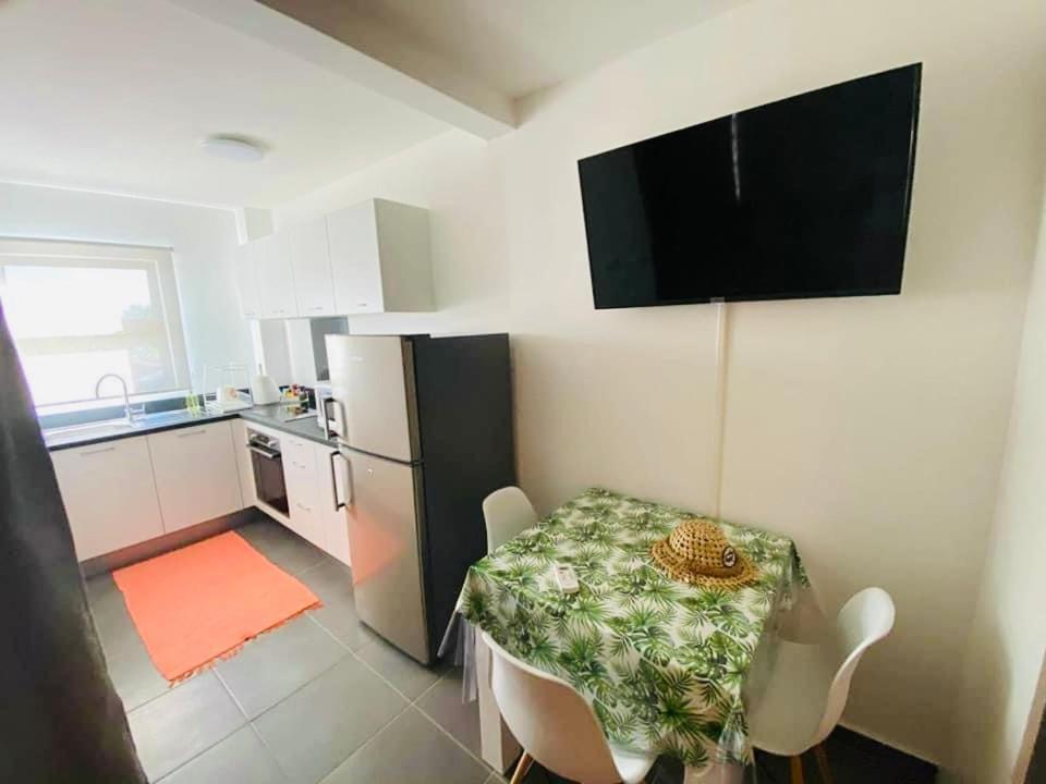 פאפיט Tehautahi Cozy Lodge 1 מראה חיצוני תמונה